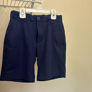 Dark blue, but not quite navy, Vineyard Vines boys performance shorts.  Size 8.